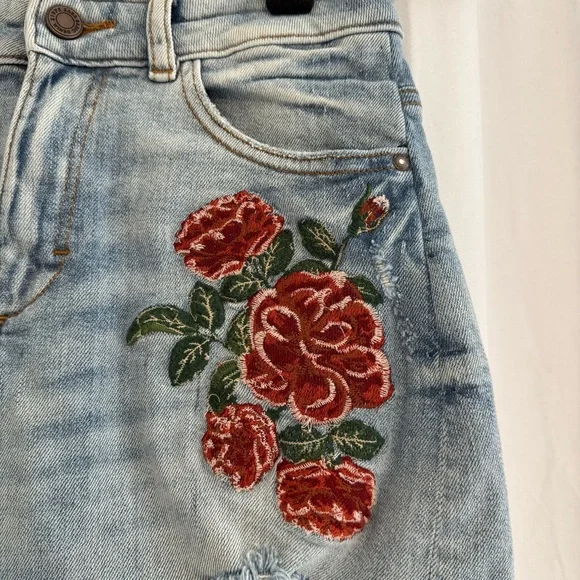 ZARA Z1975 Embroidered Rose Distressed Denim Mini Skirt Size Small - Picture 6 of 9